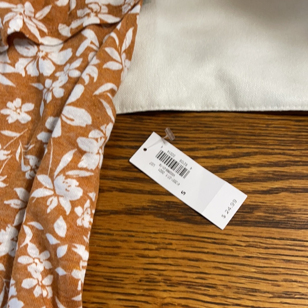 Top - Picture 4 of 4